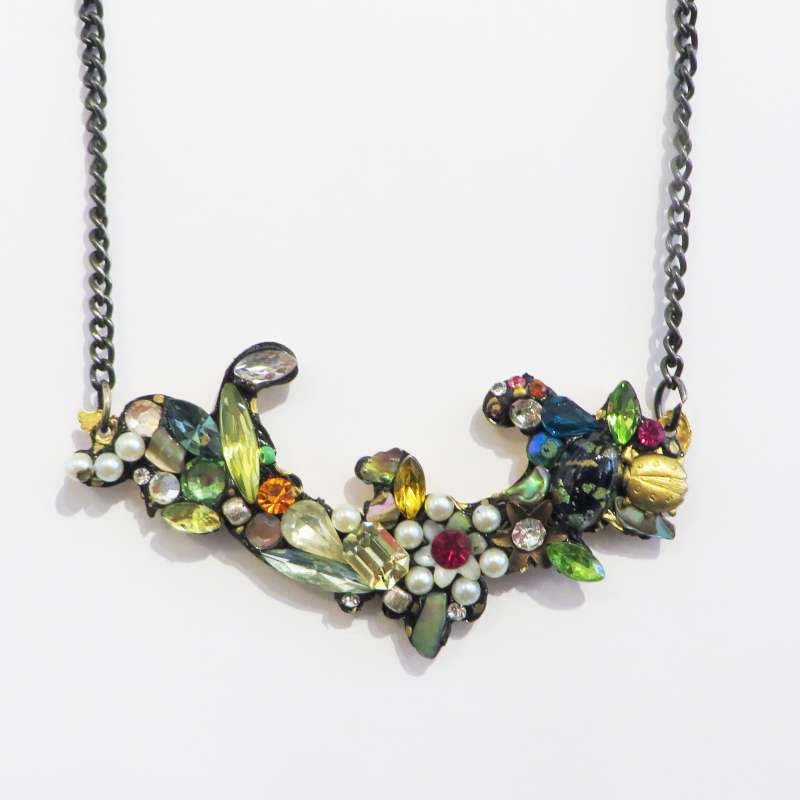 Medium Bower Necklace
